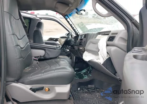 1999 Ford F-250 Lariat/Xl/Xlt z USA, uszkodzony, nr VIN 1FTNX21F5XEB97423